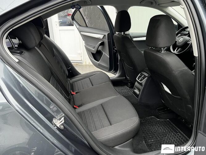 Skoda Octavia 39 interauto-car