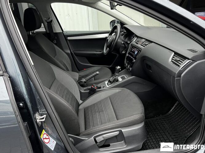 Skoda Octavia 38 interauto-car