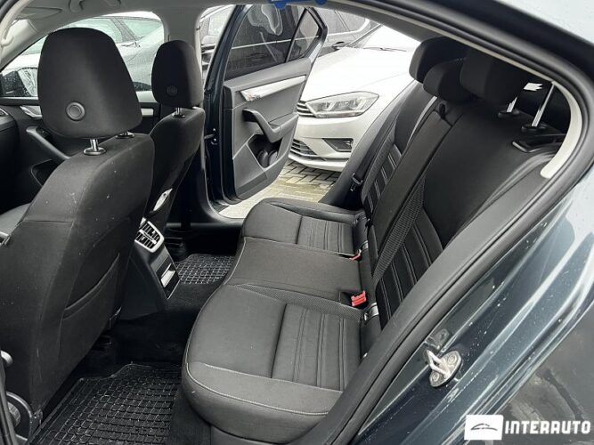 Skoda Octavia 40 interauto-car