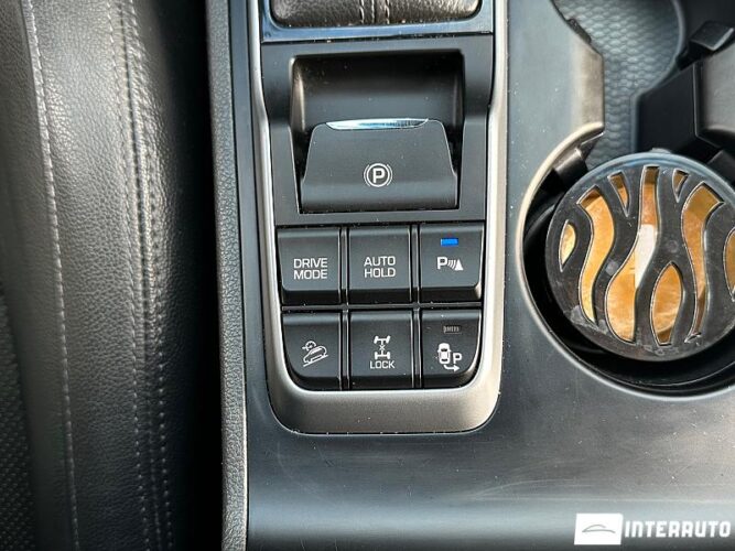 Hyundai Tucson 50 interauto-car