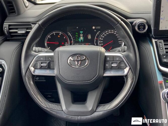 Toyota Land Cruiser 43 interauto-car