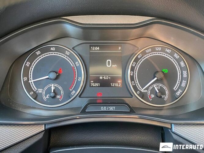 Skoda Scala 33 interauto-car