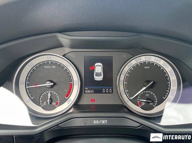 Skoda Superb 37 interauto-car