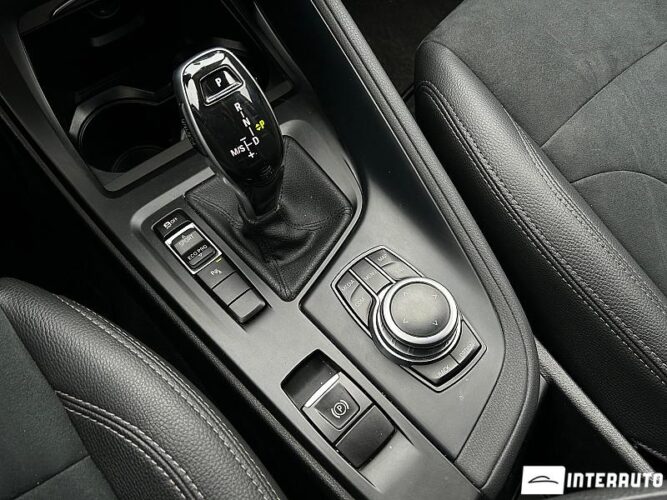 BMW X1 1.6D 42 interauto-car