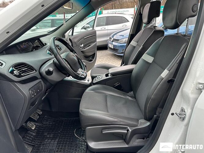 Renault Grand Scenic 36 interauto-car