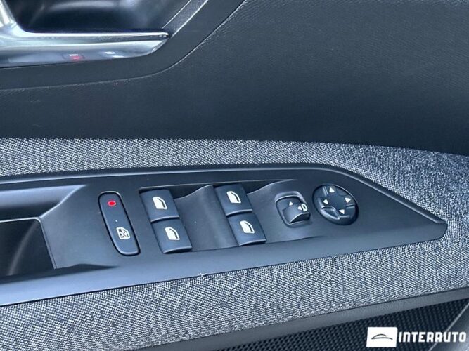 Peugeot 3008 42 interauto-car