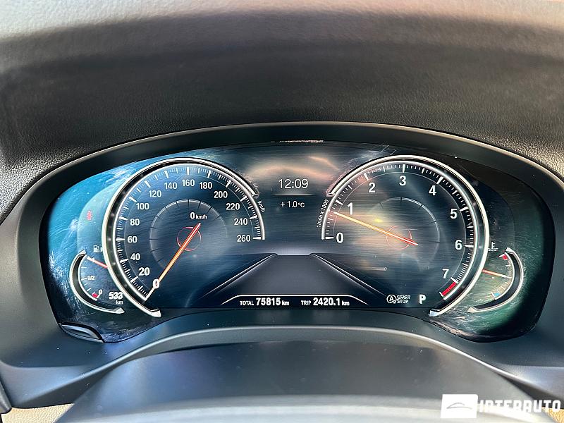 BMW X3 3.0i 21 automobil-interauto