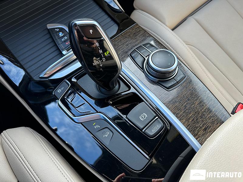BMW X3 3.0i 23 automobil-interauto