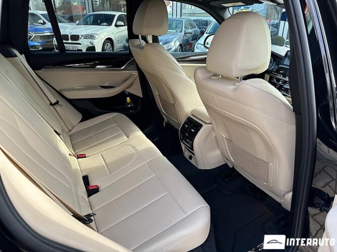 BMW X3 3.0i 51 interauto-car