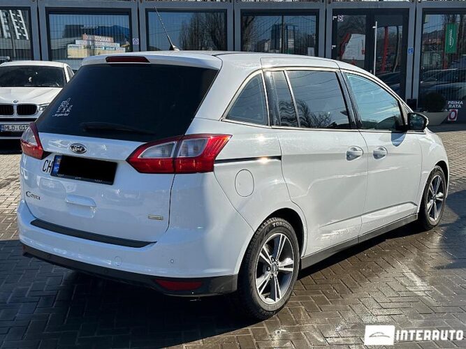 Ford Grand C-MAX 33 interauto-car