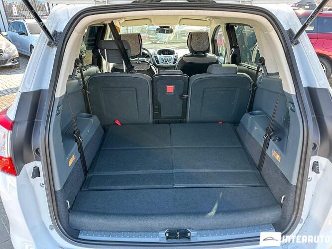 Ford Grand C-MAX 49 interauto-car