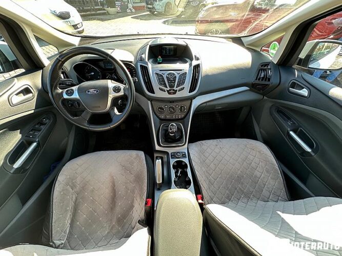 Ford Grand C-MAX 37 interauto-car
