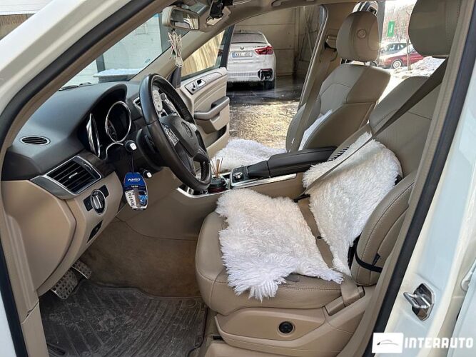 Mercedes ML 250 35 interauto-car