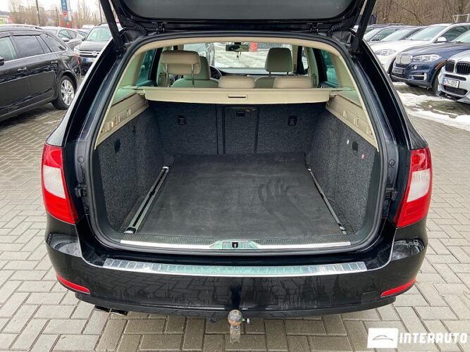 Skoda Superb 35 interauto-car