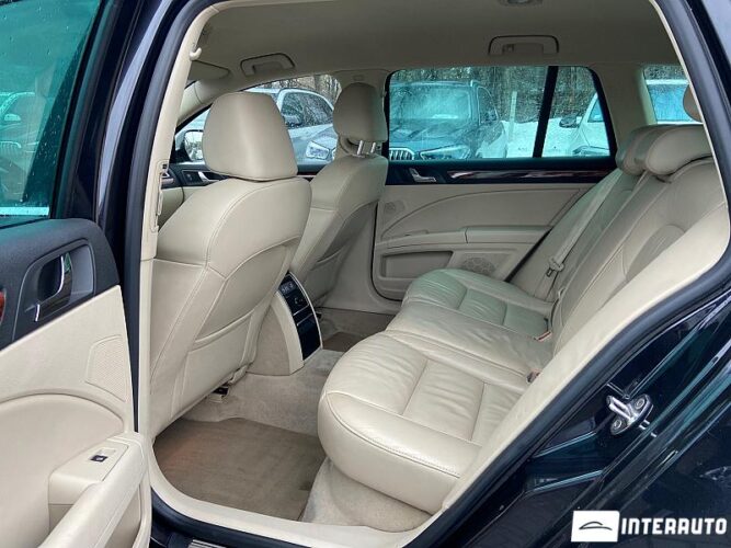Skoda Superb 47 interauto-car