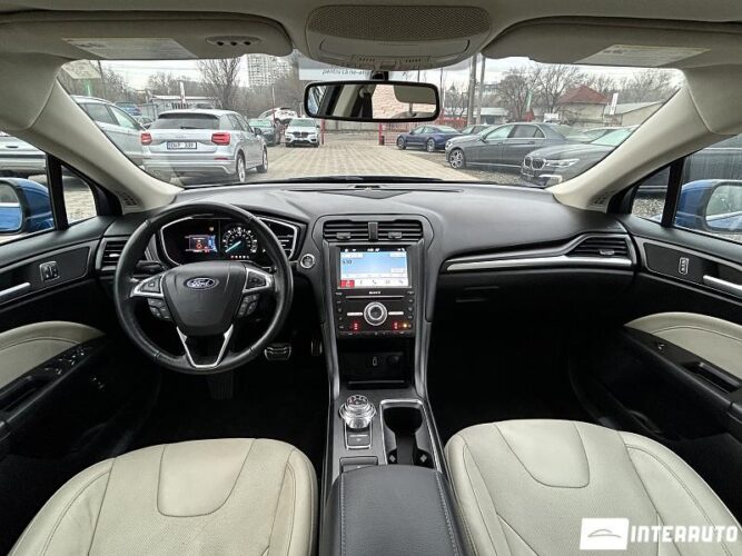 Ford Fusion 37 interauto-car
