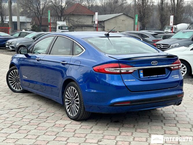 Ford Fusion 31 interauto-car