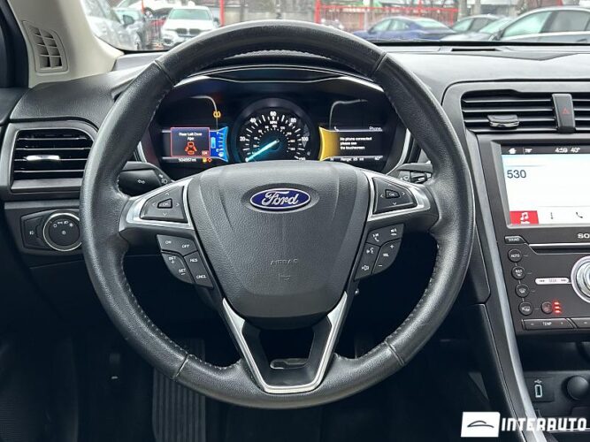 Ford Fusion 39 interauto-car