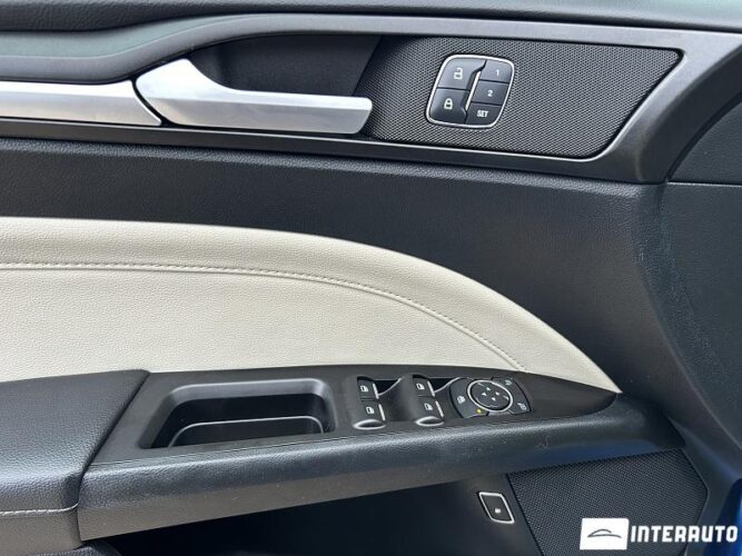 Ford Fusion 35 interauto-car
