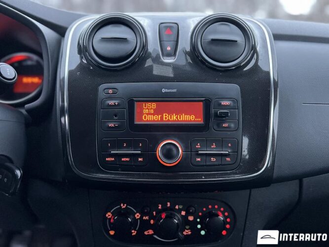 Dacia Logan 31 interauto-car