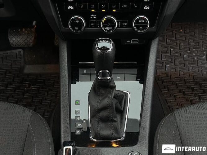 Skoda Octavia 40 interauto-car