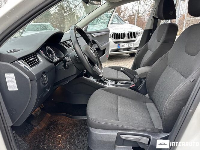 Skoda Octavia 32 interauto-car