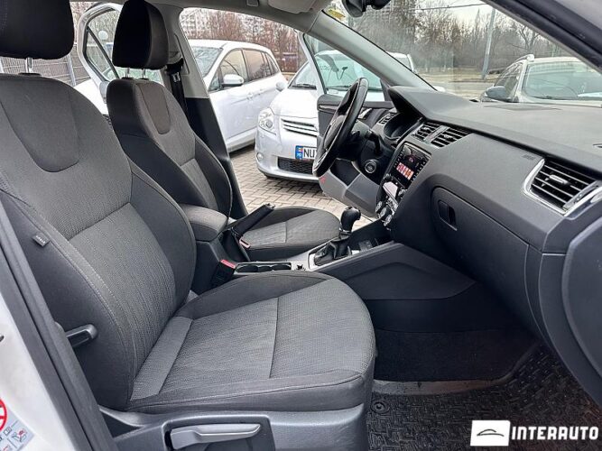 Skoda Octavia 41 interauto-car