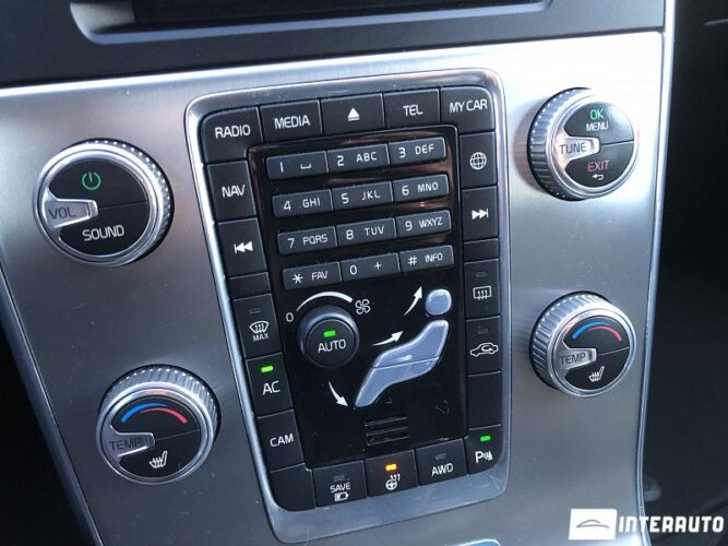 Volvo V 60 41 interauto-car