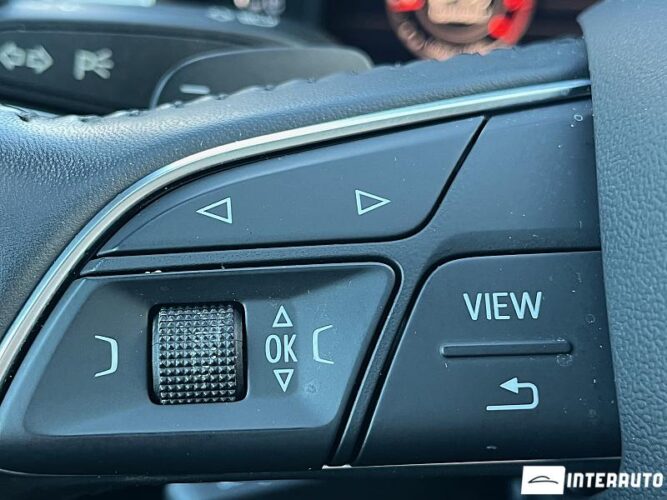 Audi Q7 46 interauto-car