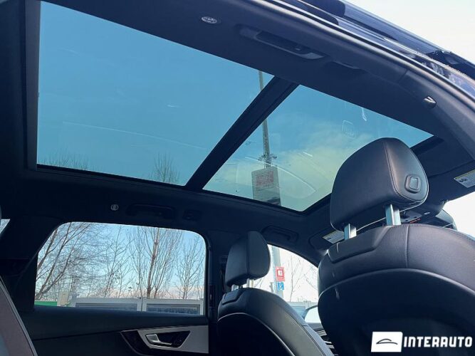 Audi Q7 58 interauto-car