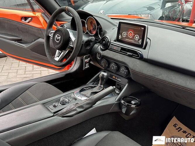 Mazda MX-5 37 interauto-car