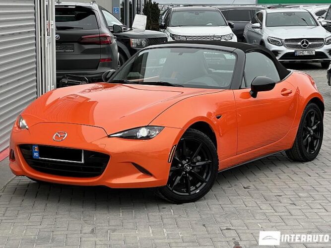 Mazda MX-5 33 interauto-car