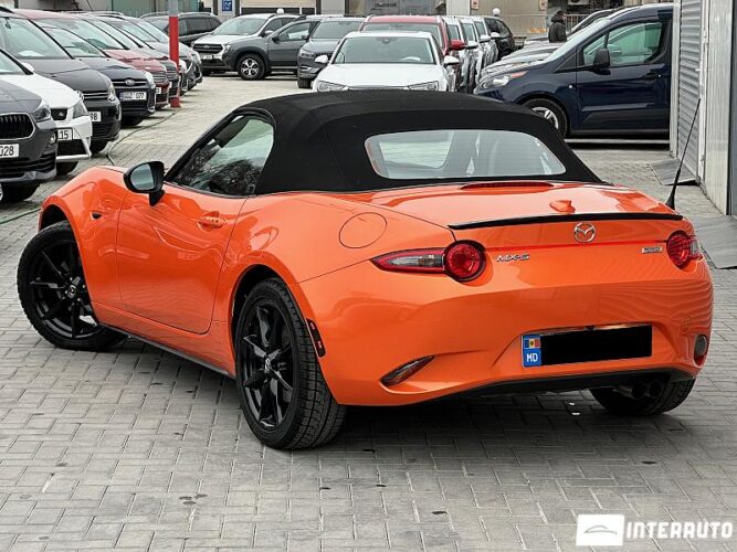 Mazda MX-5 35 interauto-car