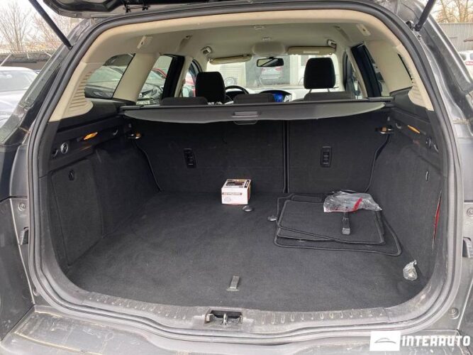 Ford Focus 43 interauto-car