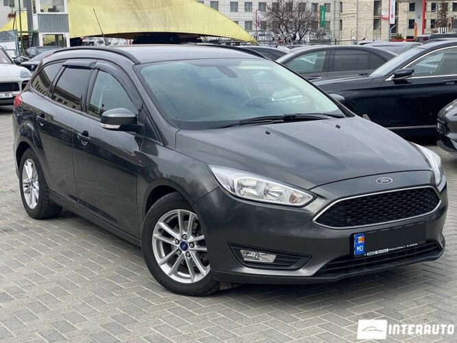 Ford Focus 30 interauto-car