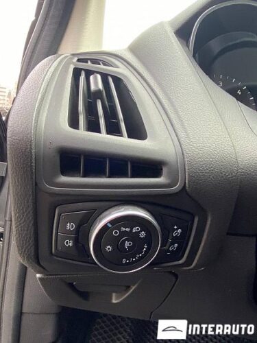 Ford Focus 40 interauto-car