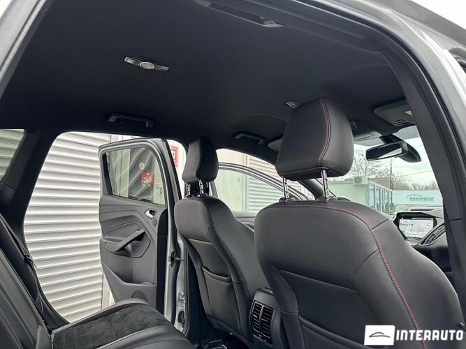 Ford Kuga 43 interauto-car