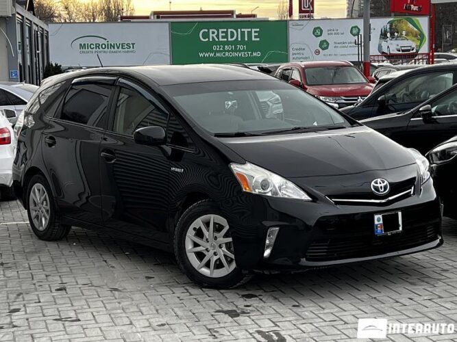 Toyota Prius Plus / V 31 interauto-car