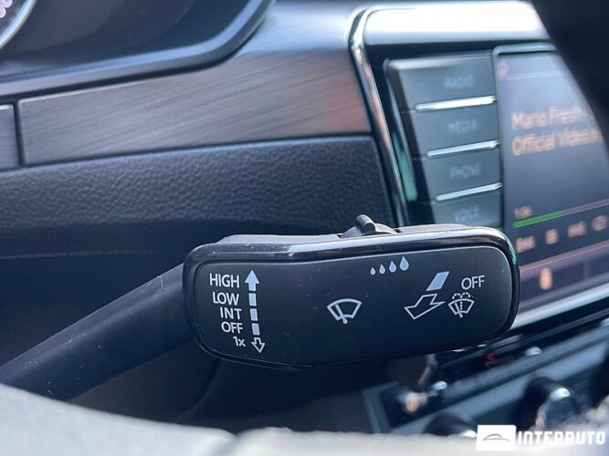 Skoda Superb 43 interauto-car