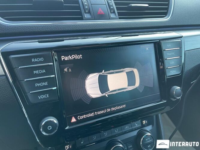 Skoda Superb 44 interauto-car