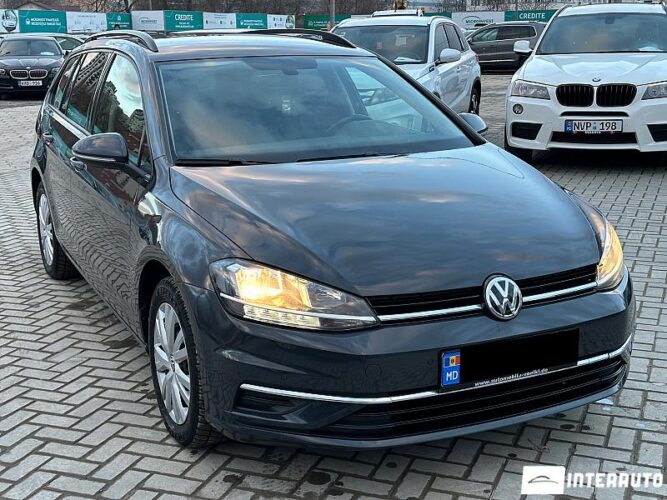 Volkswagen Golf 29 interauto-car