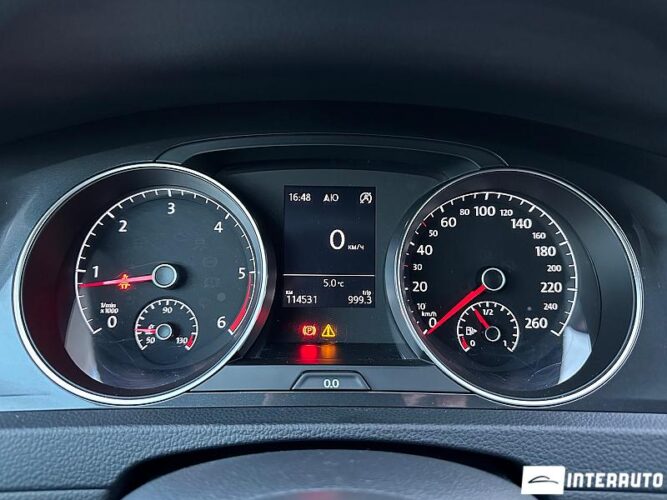 Volkswagen Golf 34 interauto-car