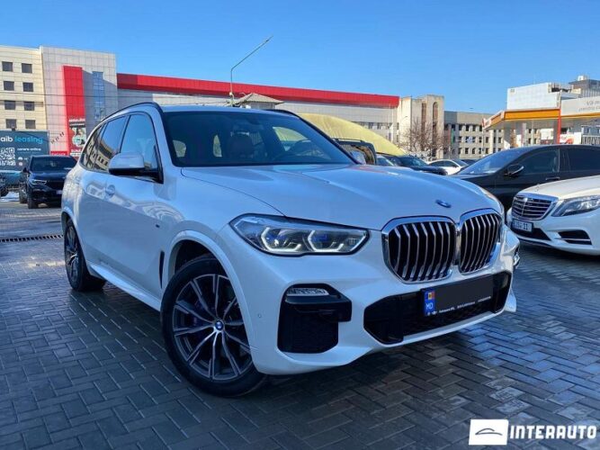 BMW X5 4.0i 36 interauto-car