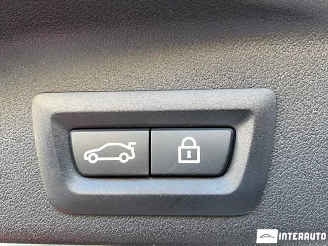 BMW X5 4.0i 55 interauto-car