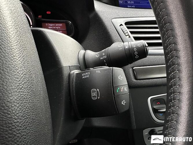 Renault Megane 43 interauto-car