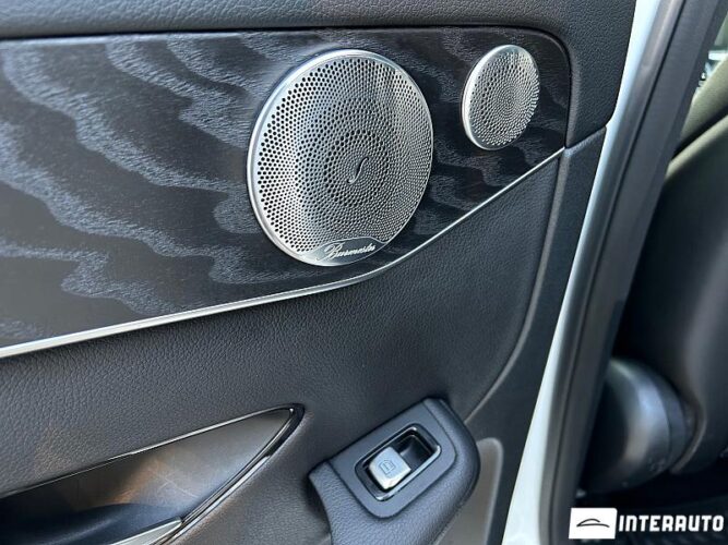 Mercedes GLC 300 46 interauto-car