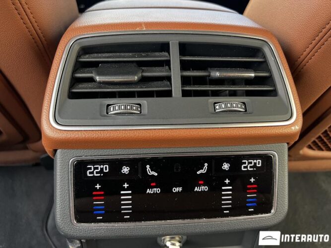 Audi A7 61 interauto-car