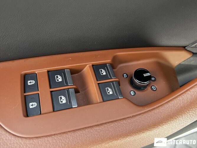 Audi A7 54 interauto-car