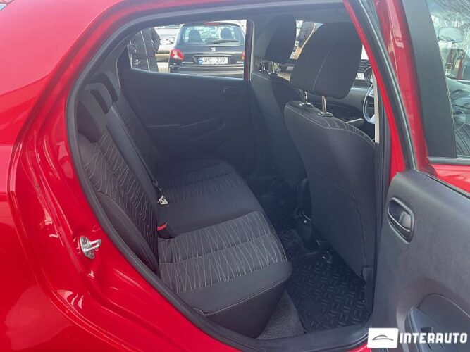 Mazda 2 46 interauto-car