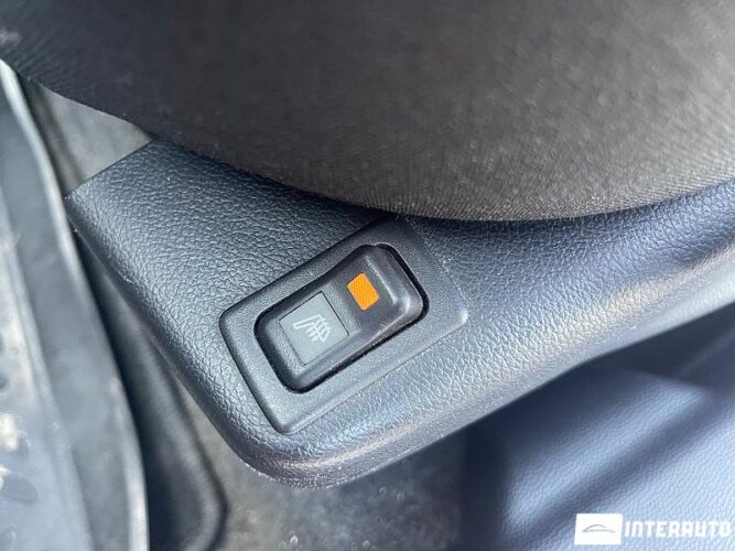 Mazda 2 43 interauto-car